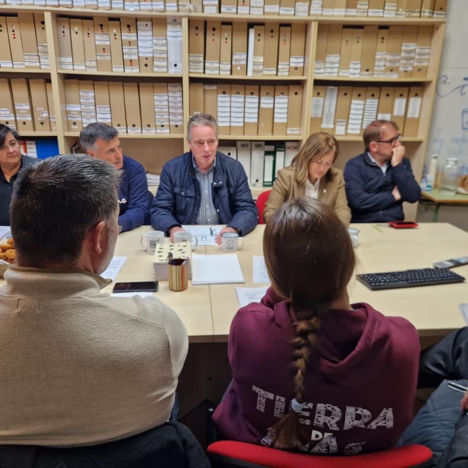 Visita consejero Alto Narcea Muniellos